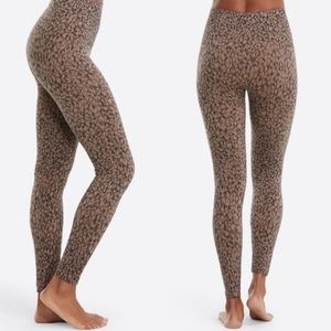 Spanx Leopard Print Leggings - Size M - GUC